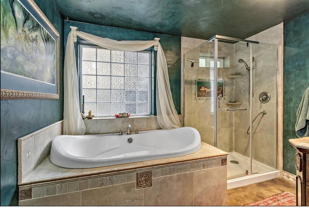 European Style Straw Bale Retreat Villa Ashland Luaran gambar