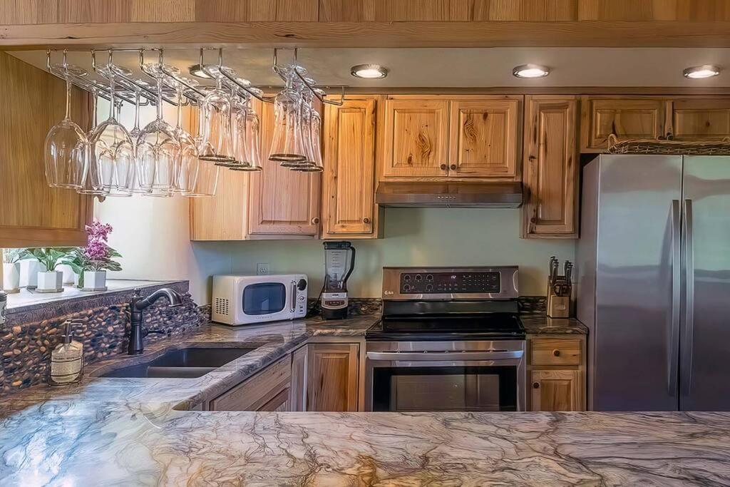 European Style Straw Bale Retreat Villa Ashland Luaran gambar